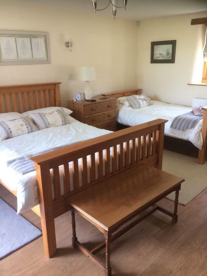 Lower Farm Bed And Breakfast Glastonbury Exterior foto